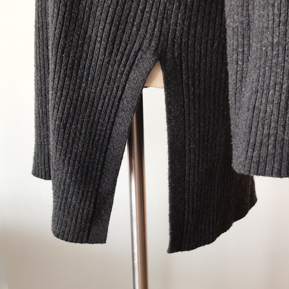 ETT:TWA by Anthropologie long sleeve grey ribbed tunic - Picture 6 of 9